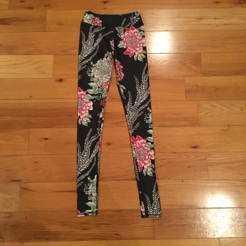 Yoga or workout pants, size small, New with tags!